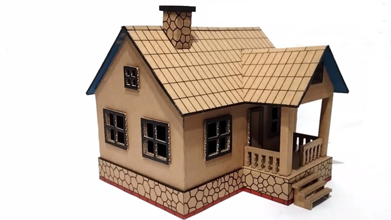 Casinha feita com papelão