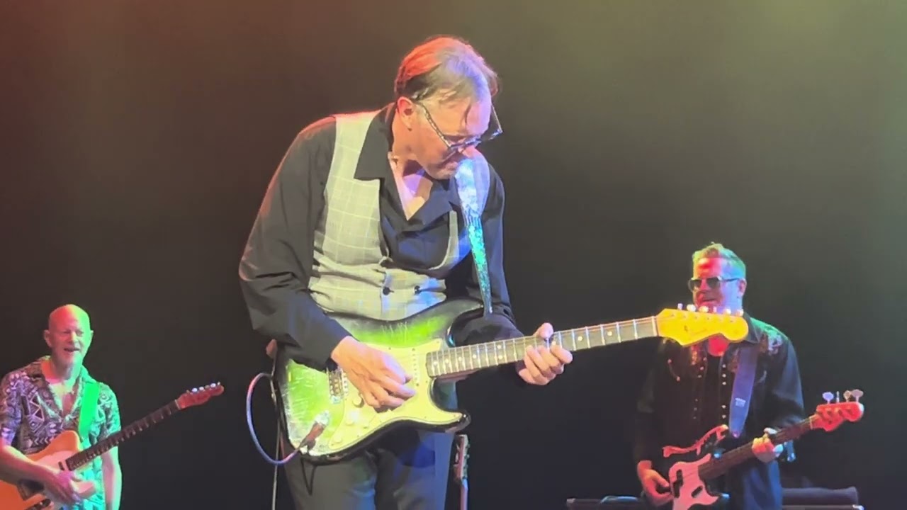 Joe Bonamassa plays Rory Gallagher