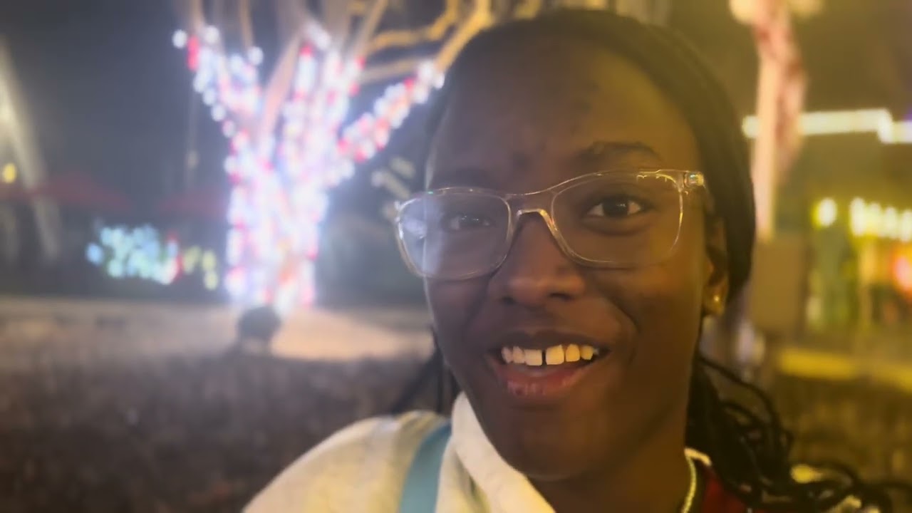 2025 winterfest carowinds vlog w/ my best friend & mother