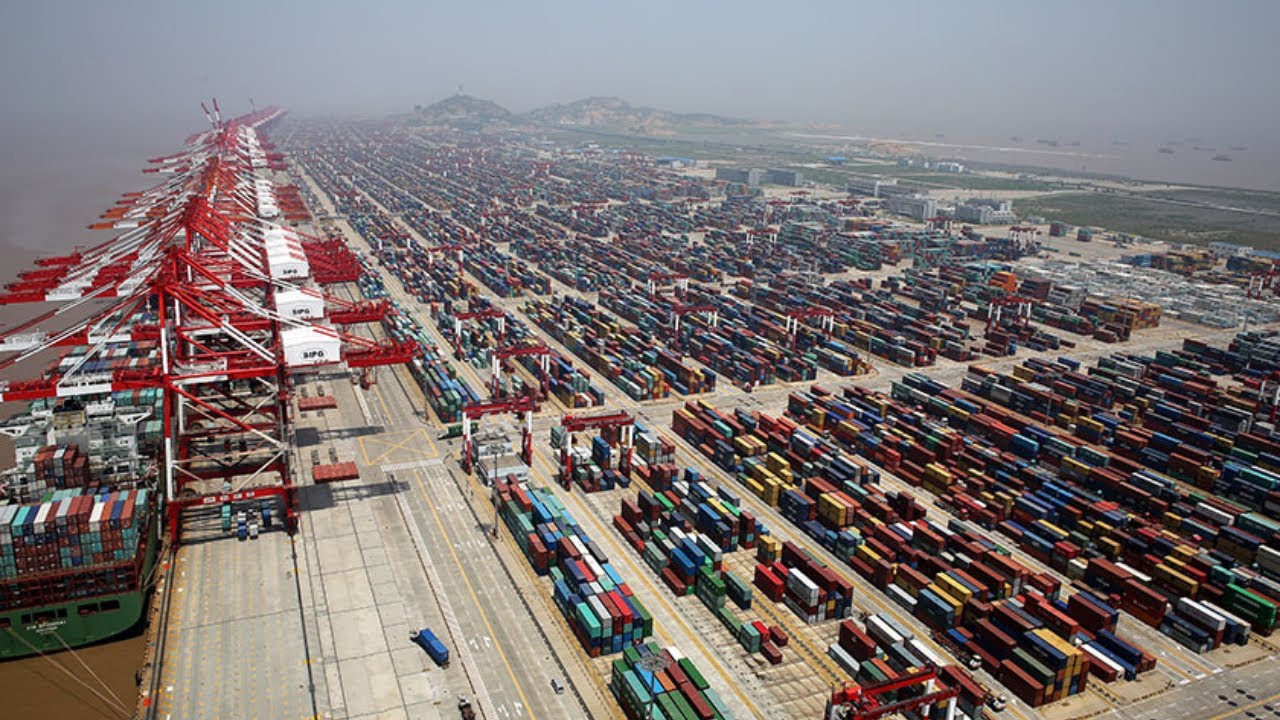 Shanghai Yangshan Port: World&rsquo;s Largest Automated Container Port