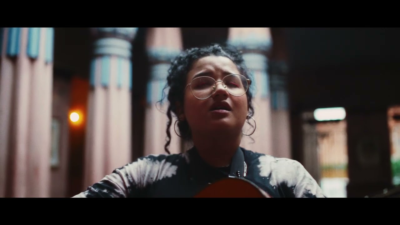 Bella &Aacute;lvarez - Dalias