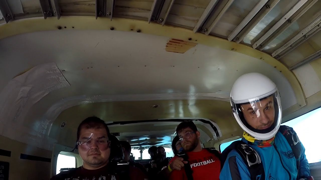 Becoming a skydiver | Catch me outside | Freefall course demonstration
