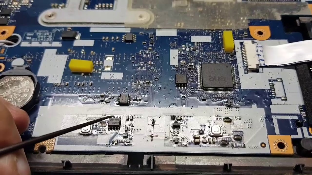 Acer e1-571 liga sem imagem. Falha na tensao de transferência resolvido.