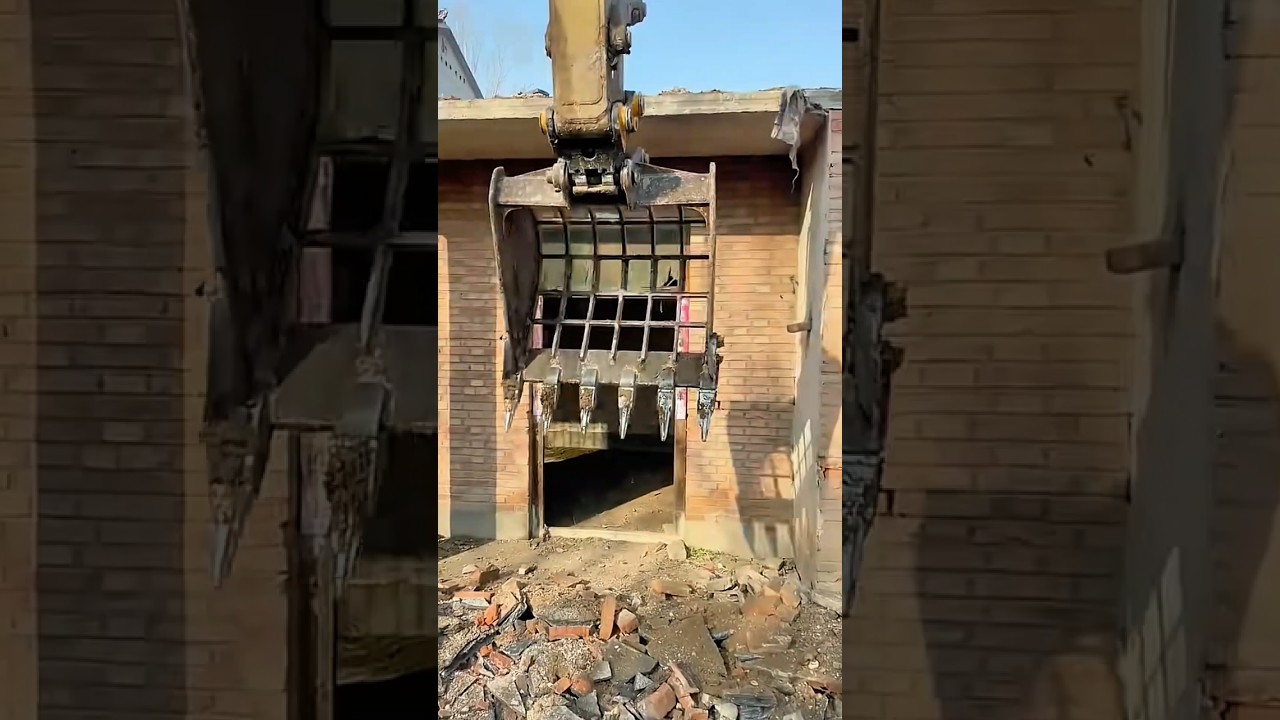 House Demolition 💥😱