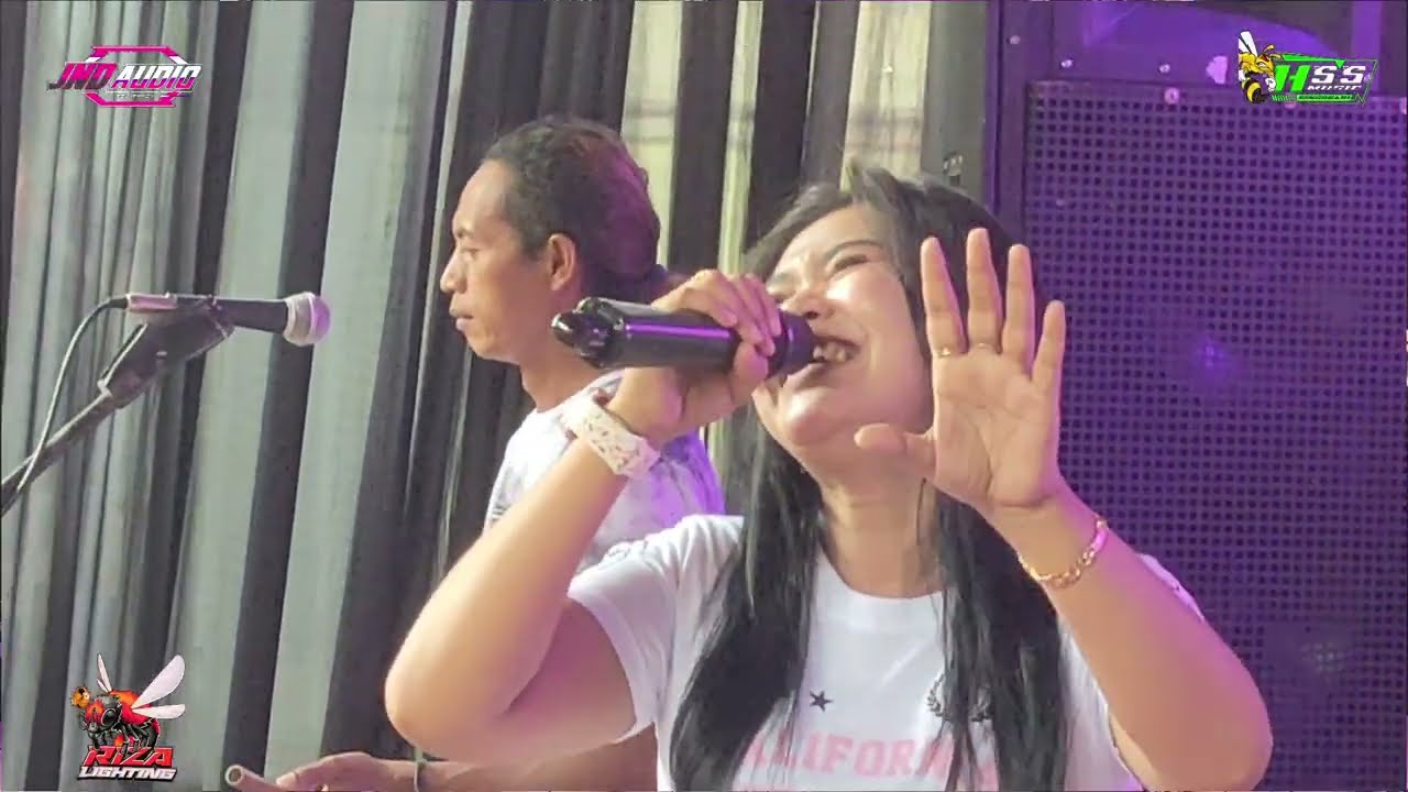 LATIHAN 1 ( By: Laura Carolina )