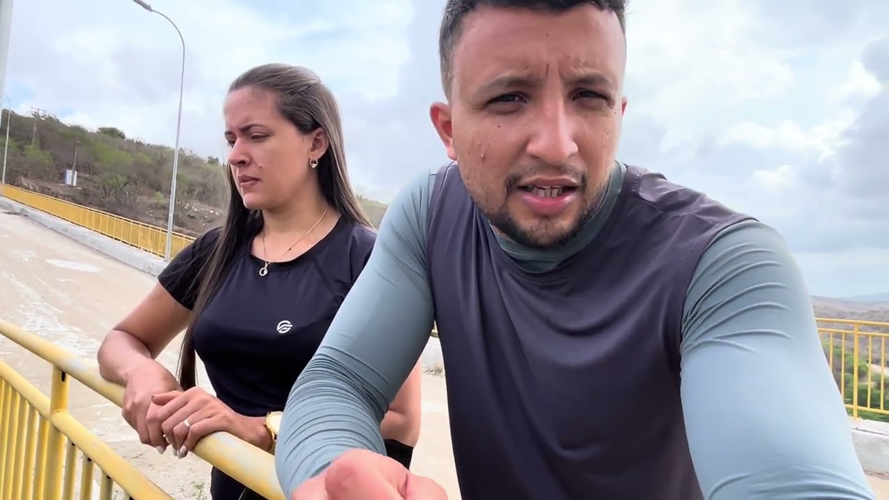 Foi na baragem de jucazinho , eu e minha esposa olha só como tá 🤏🏻