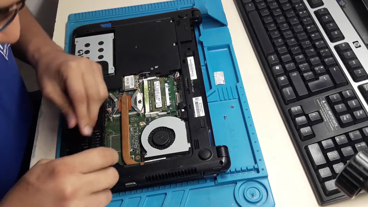 Instalación cambio flex cable de video laptop VIT P2412
