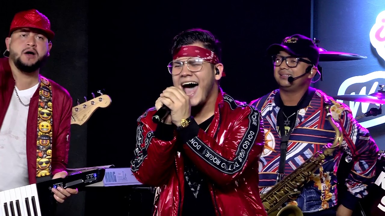 LA VERSÁTIL  Así Fue HOMENAJE A JUAN GABRIEL