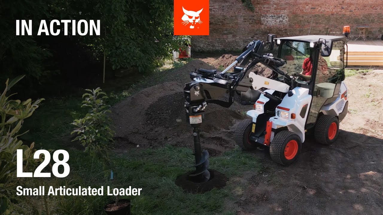Bobcat L28 Small Articulated Loader in Action