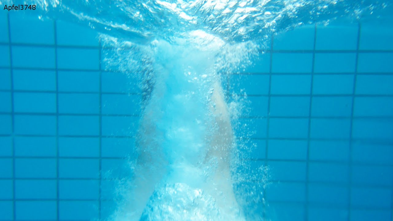 Water Baptism: Sprinkle or Cannonball?