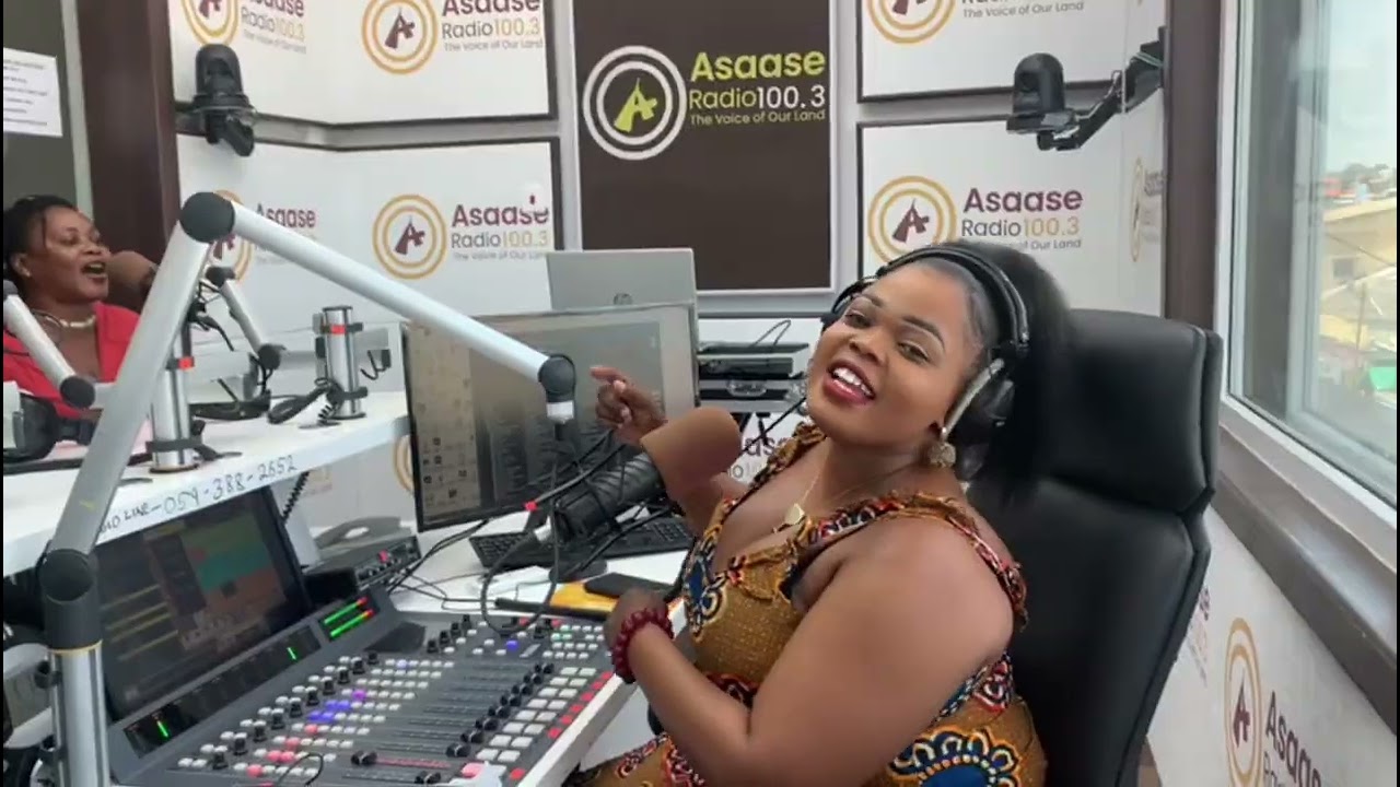 Undiluted Mfantse  Live Traditional Songs (Ɔnnpɛ) Session inside Asaase Radio Cape Coast