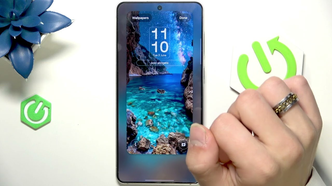 SAMSUNG Galaxy S25 Edge &ndash; How to Use Themes and Wallpapers