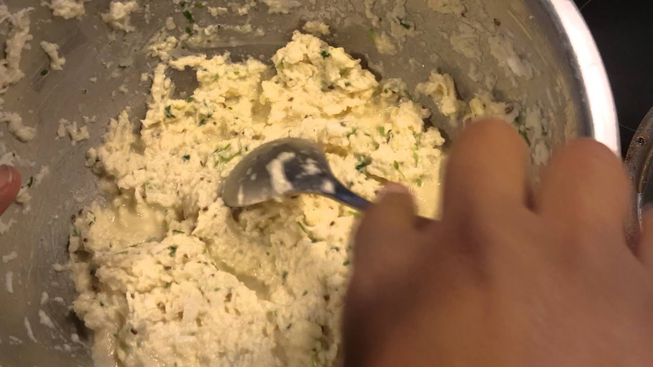 COMO HACER UNA AREPITAS DE YUCA DOMINICANA FÀCIL