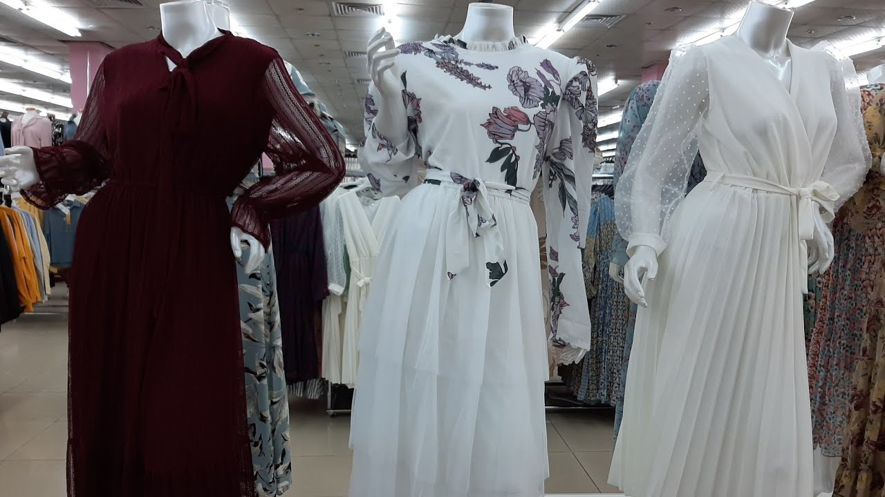احدث ملابس نسائي وبناتي فساتين وجينز مجمع العائلة