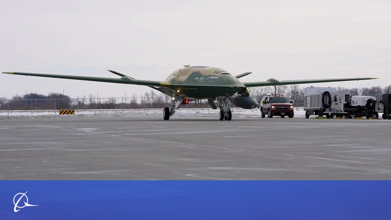 MQ-25A Stingray first taxi test