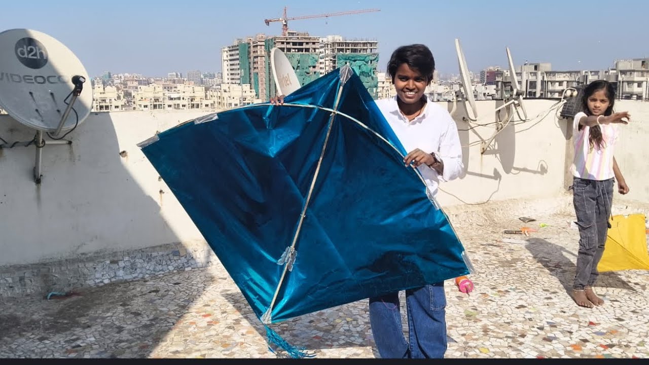 Itni Badi Patang.. happy makar Sankranti 😀.