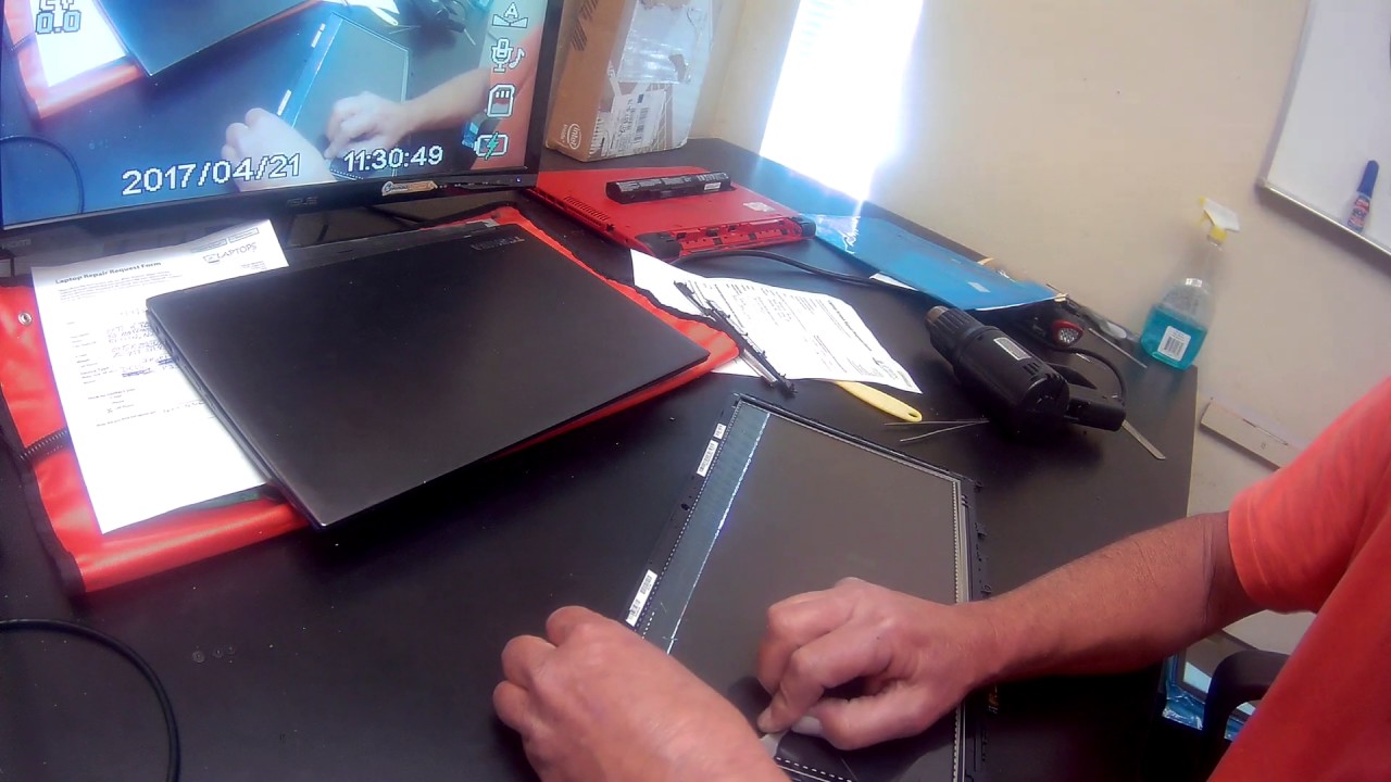 Toshiba Satellite Radius P55W-C Touch Digitizer Replacement Procedure