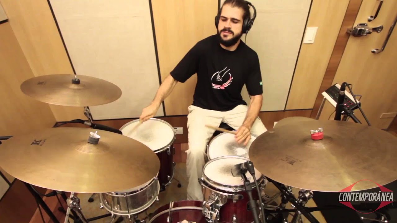 Douglas Alonso - Destaque da Modern Drummer Brasil de março (#160)