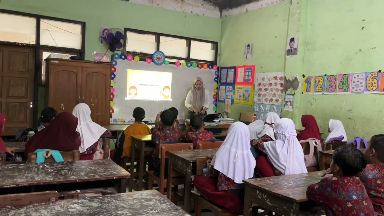 Video Simulasi Pembelajaran IPA - Massa Jenis (Terapung/Tenggelam) di Kelas III SD Negeri 1 Weru Lor