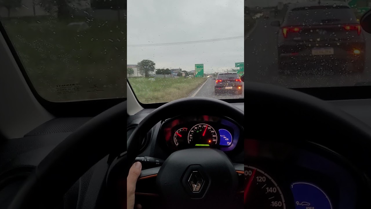Renault Kwid viaja tranquilamente a 120km/h fazendo 12km/l no etanol