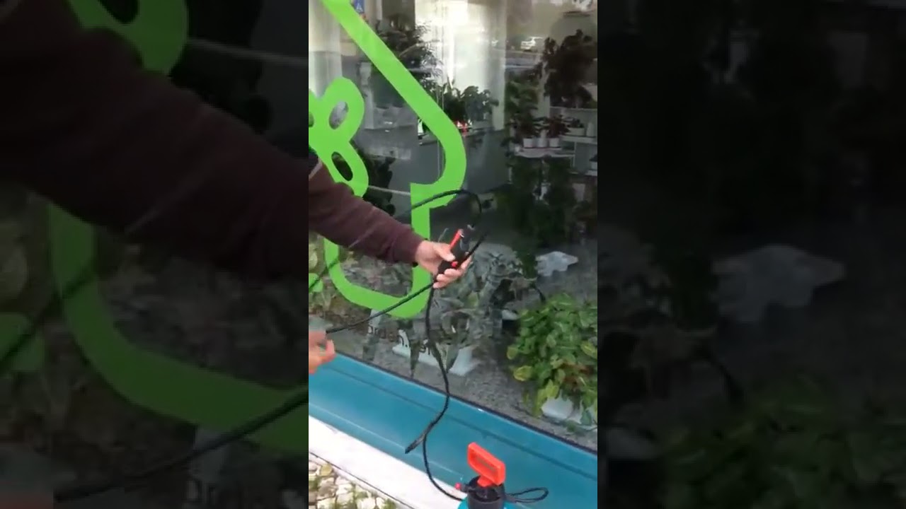 Connecting a Gardena 5L Sprayer to a 1.5m tube of the Minigarden Drip irrigation kit