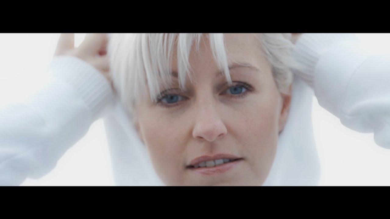 MISTA - NESP&Aacute;LME MOSTY (OFFICIAL MUSIC VIDEO)
