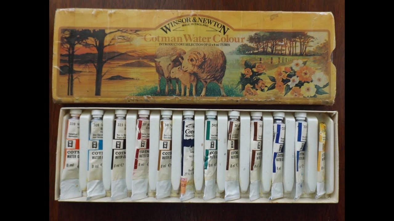 My beautiful old Vintage 40+ year old Winsor & Newton Cotman watercolour set. Still as good as new!