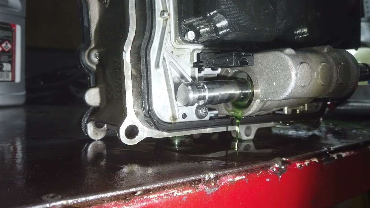 P17BF HİDROLİK BOŞLUK KORUMA ARIZASINA BİRDE BAKIN DSG MEKATRONİK YAĞ KAÇAĞI#volkswagen #dsg #dq200