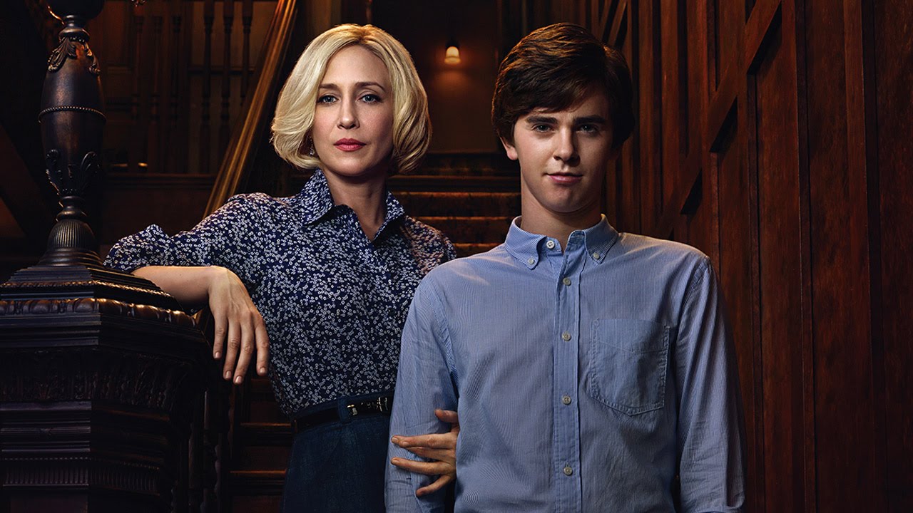 Bates Motel - Vera Farmiga, Freddie Highmore, Kerry Ehrin Season 3 Interview - Comic Con 2014