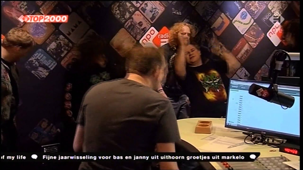 Jasper De Vries & Slayer fans gaan los op  Slayer - Angel Of Death tijdens de Top 2000