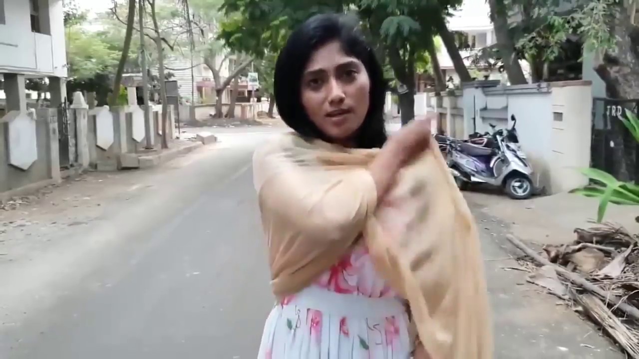 Big Boss Julie Speech on all free things from political party