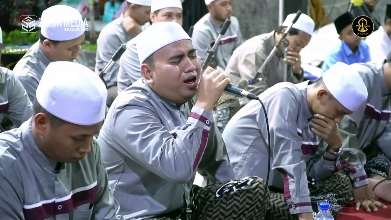 Sholawat Terfavorit Majelis Azzahir - Selalu Di Lantunkan . Full HD