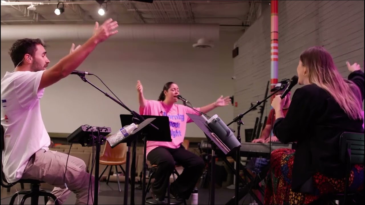Laura Souguellis - Sala de oração 29/06 (Turno Completo) | UPPERROOM