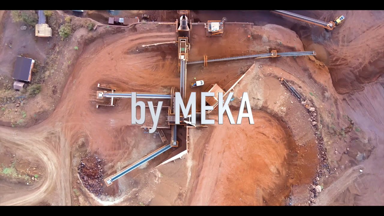 MEKA Apron Feeder and Extra Heavy Duty Grizzly Screen Running on Iron Ore Quarry