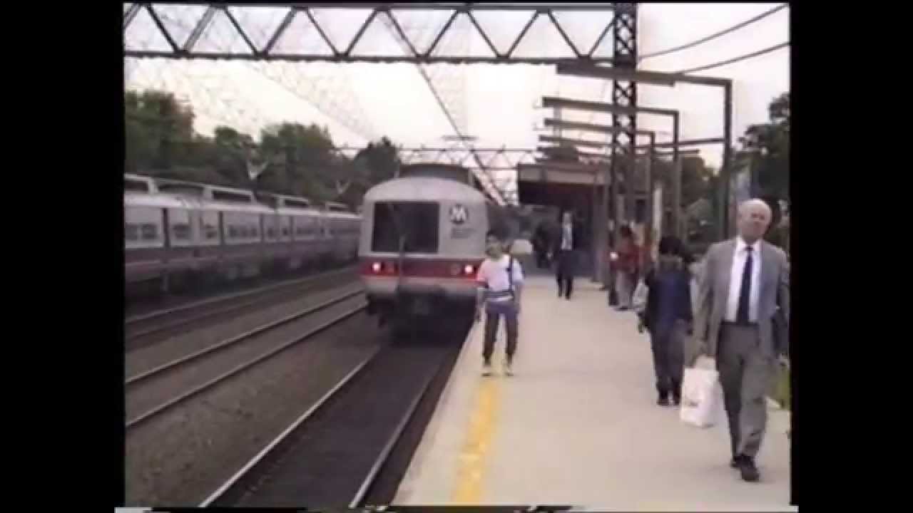 Trains on the New Haven Line (New York) in 1990