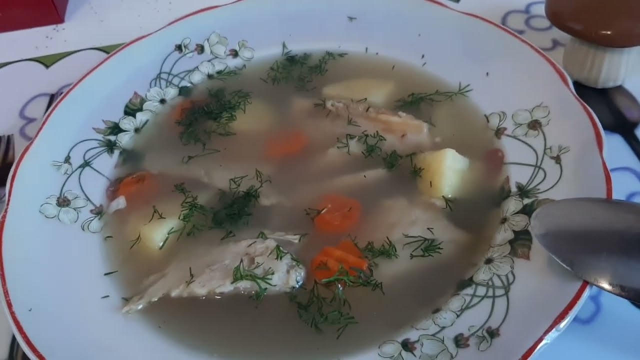 НЕЙМОВІРНО СМАЧНА УХА З РІЧКОВОГО КОРОПА!