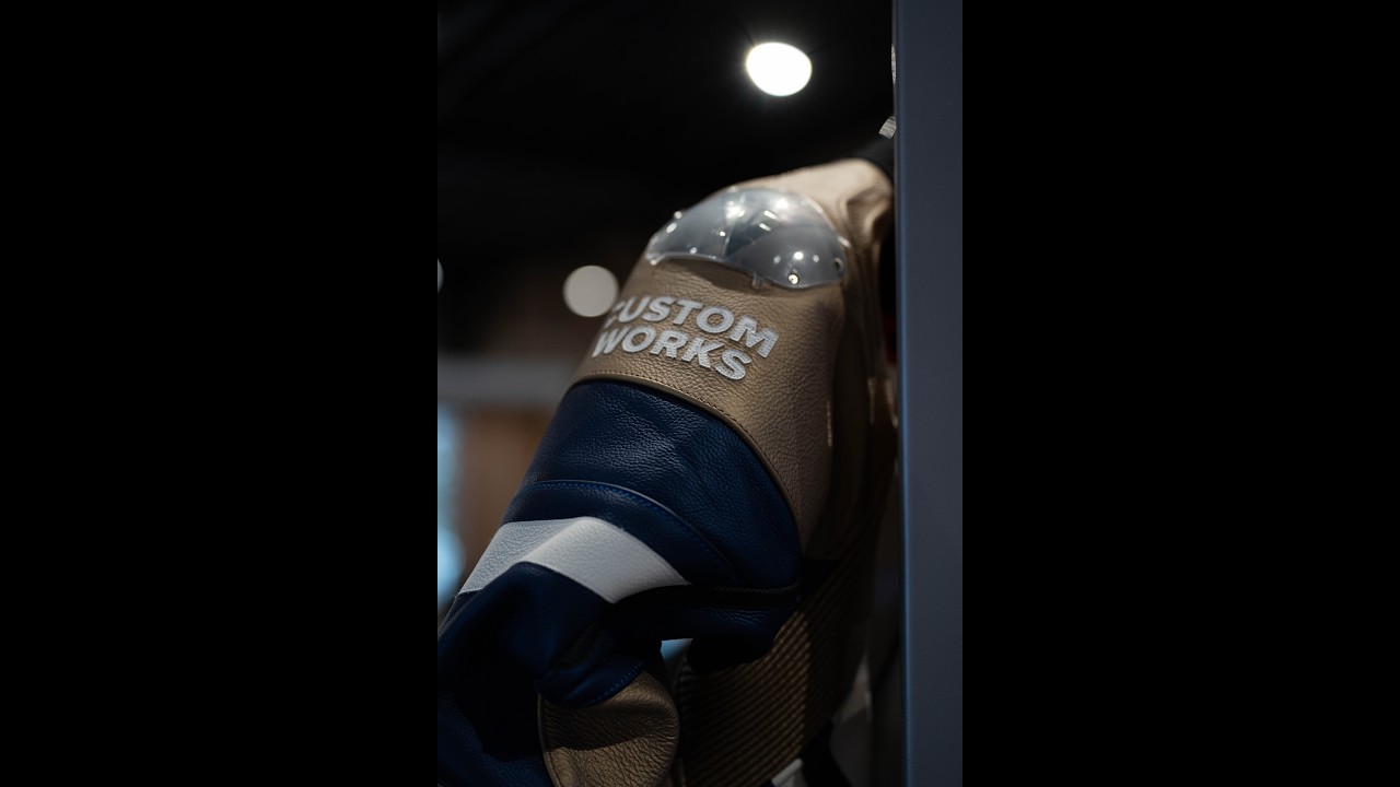 DAINESE CUSTOM WORKS! bei Dainese Dortmund #dainese #dair#leathersuit#bikelife#biker#bikes#racing