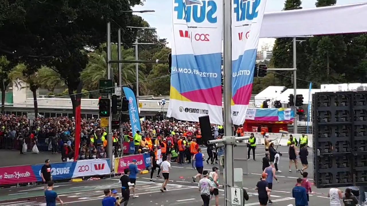 直播: 從城市到海灘(City to Surf/City2Surf)長跑之起點: 海德公園(Hyde Park), 8月11日7點30分