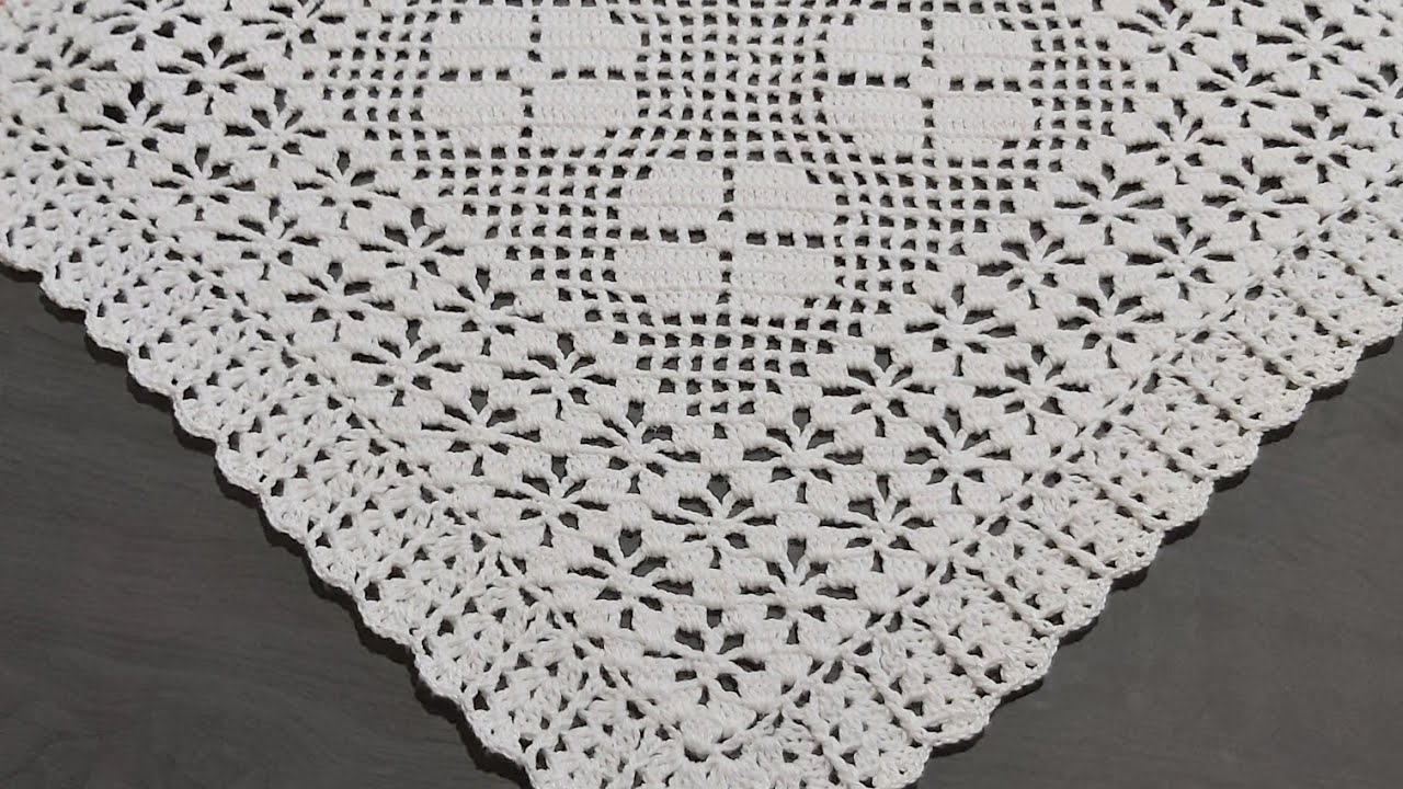 Centro de mesa de crochê com ponto aranha, parte 3 final, mede 62/62cm