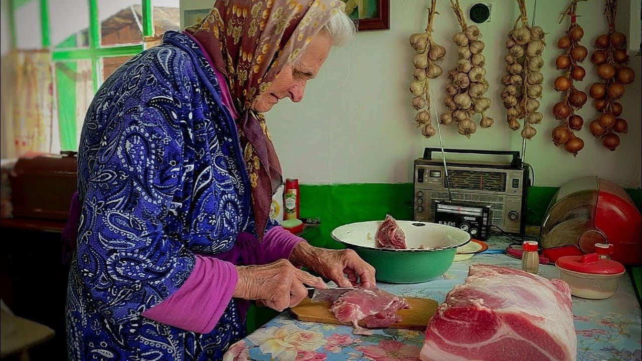 Lonely old age at 86 years old and a traditional recipe for cooking homemade meat!