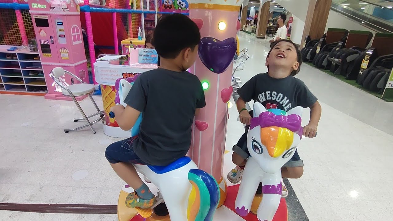 มือกลองพาเที่ยว :: เล่นบ้านลูกบอล FunPavilion บิ๊กซีมหาชัย2 #ของเล่น #กิจกรรมครอบครัว #น้องมือกลอง