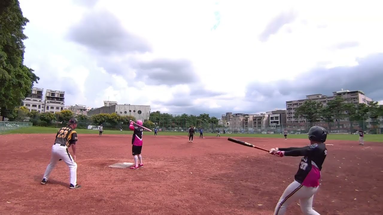 週六練球【台中老馬壘球場】2025/9/20  #慢速壘球 #壘球 #練球 #老馬壘球場 #東英壘球場