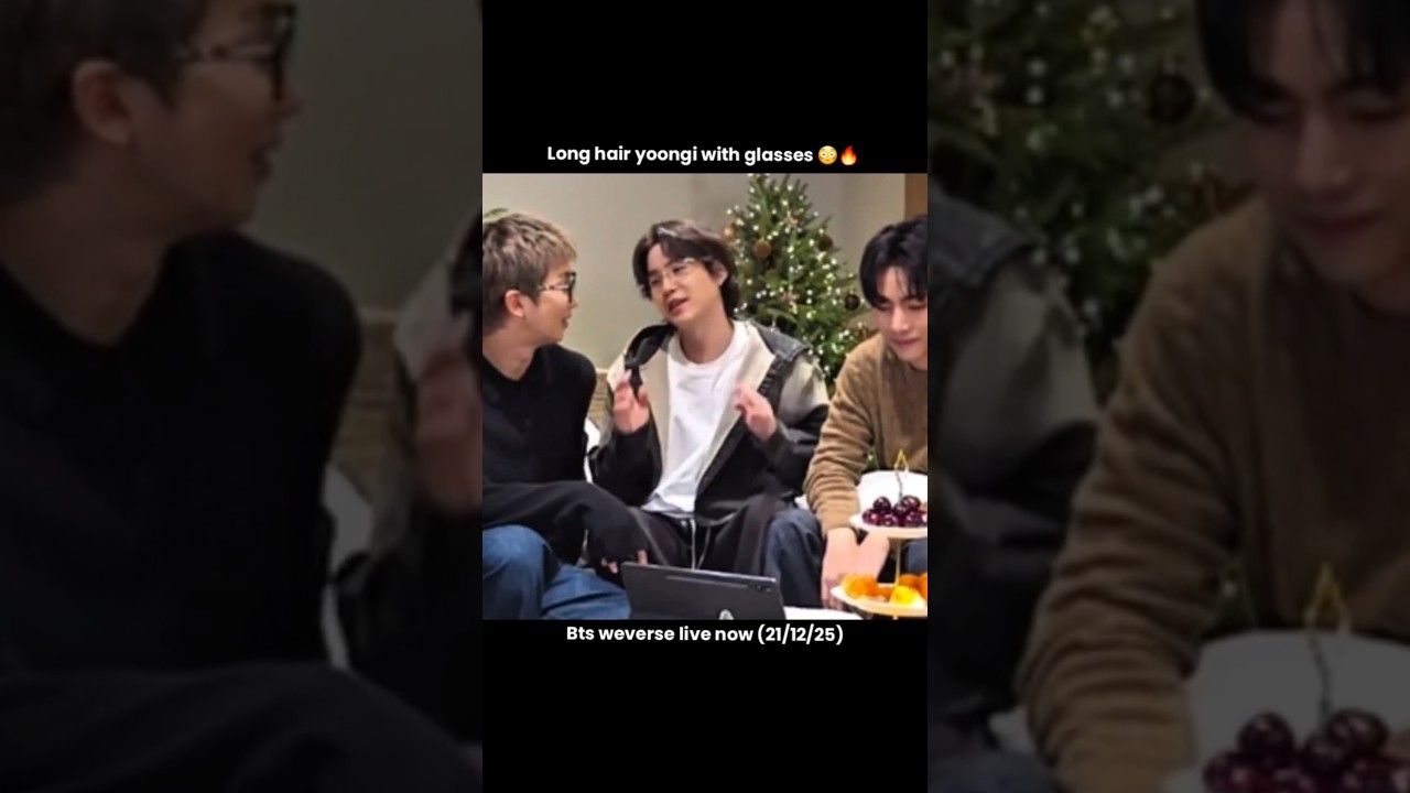 long hair Yoongi with glasses 😳🔥Bts ot7 live now😭💜Bts weverse live today (21/12/2025)