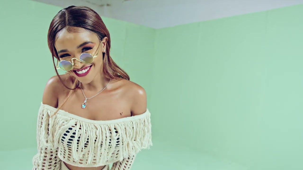 Speedo'o Ft Vinc On The Beat - Mine (Official Video)