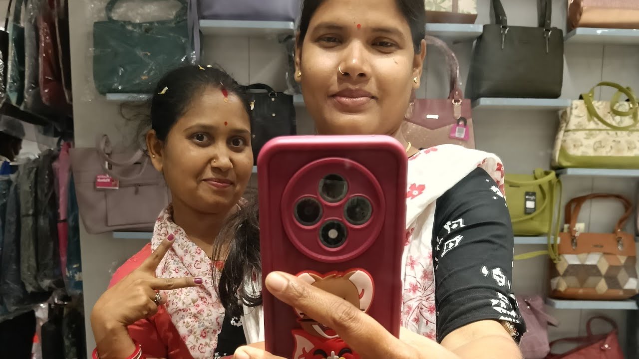 Odia jhia lusi is live Good night 🌃 all friends 💞