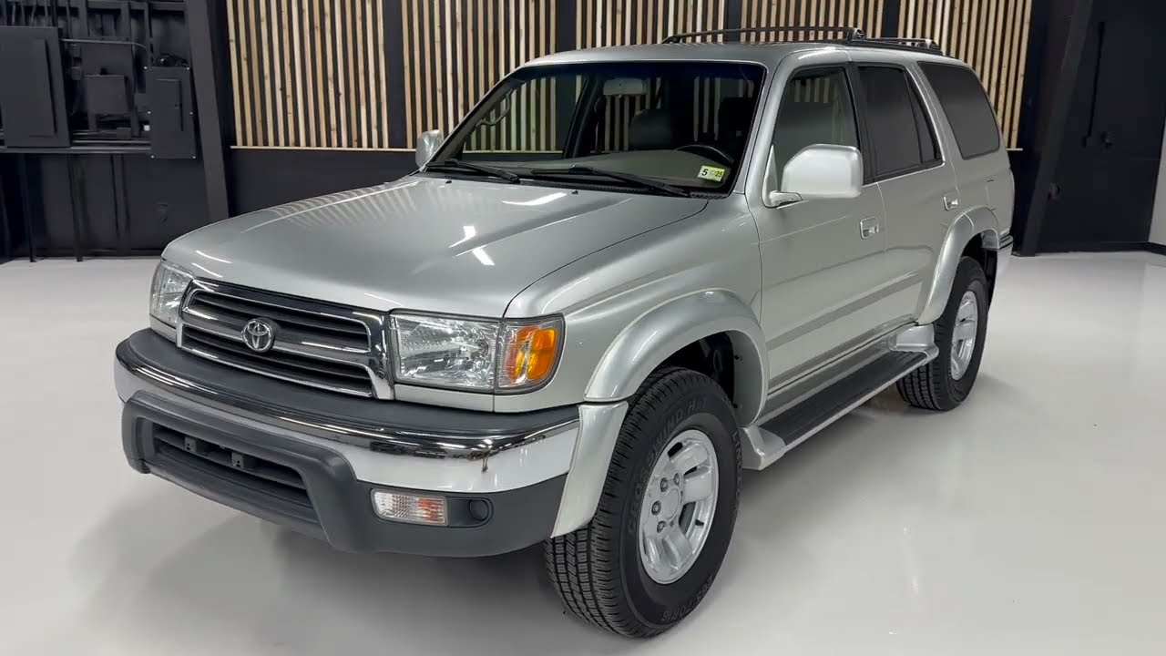 Davis AutoSports - 2000 Toyota 4Runner - 1 Owner - 43k Miles - Like New