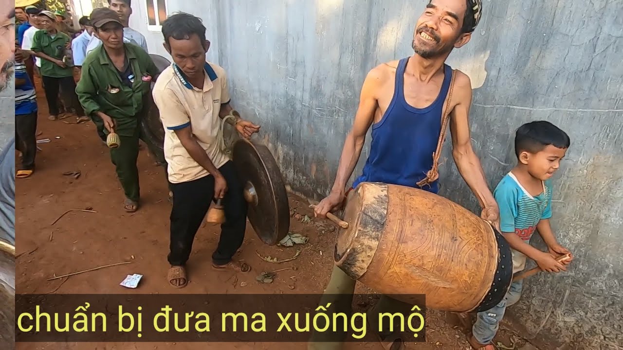 Cồng Chiêng Tây Nguyên - Âm Vang Đưa Ma Xuống Mộ - Phen Vlog p17