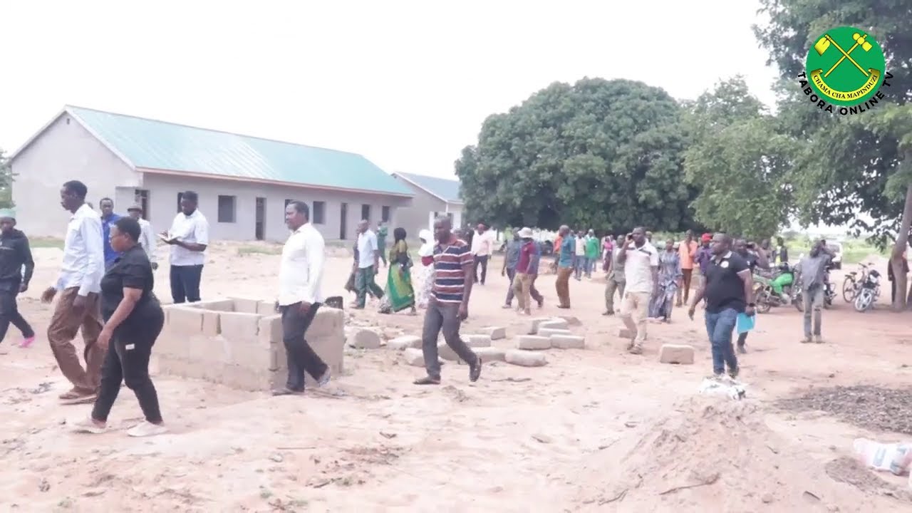 KAMATI YA FEDHA YA TEMBELEA LUFUNGIJA SEKONDARI