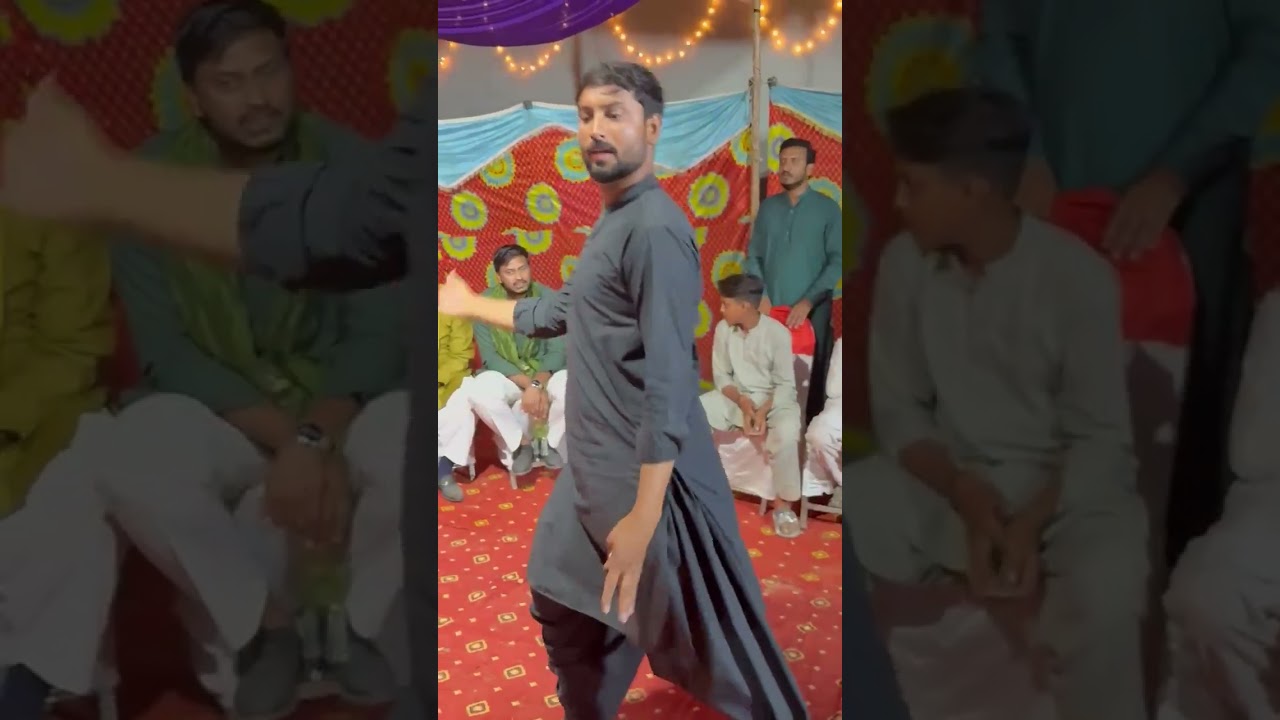 Qyamat qyamat dance#mehndi #unfrezzmyaccount  #viralvideo #dance #weddingdance #boy dance