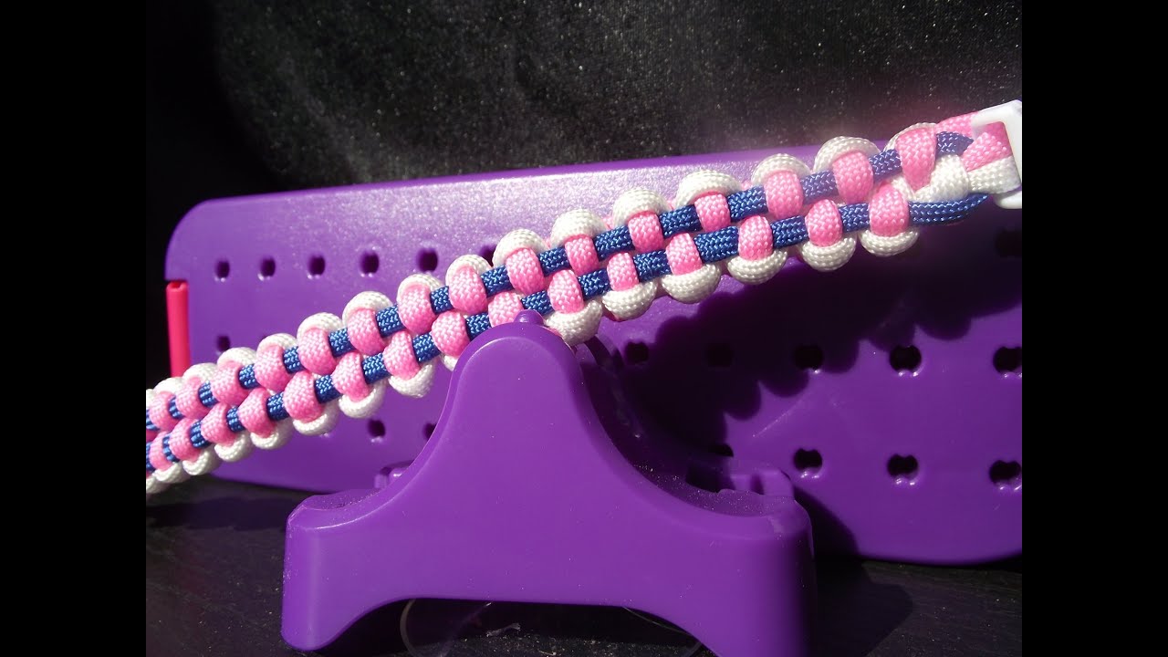 Weavy loops bracelet exotique